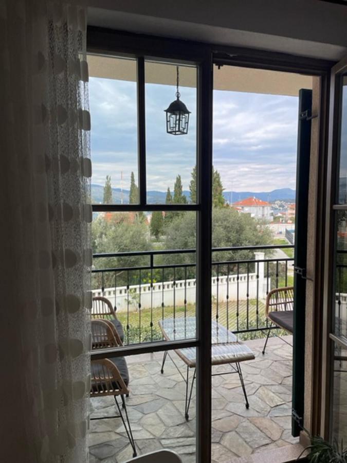 Donji Okrug  Apartments Villa Kameja מראה חיצוני תמונה