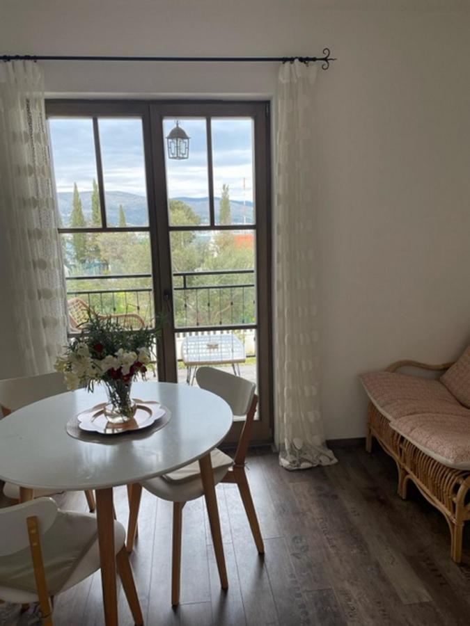 Donji Okrug  Apartments Villa Kameja מראה חיצוני תמונה
