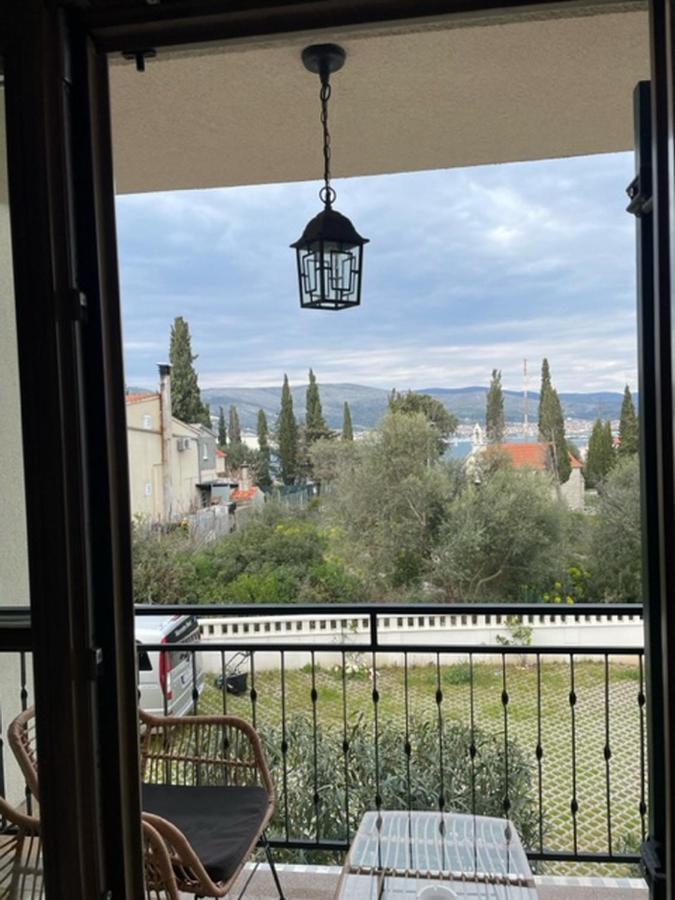 Donji Okrug  Apartments Villa Kameja מראה חיצוני תמונה